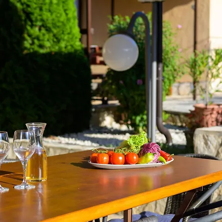 Apartment Gemuetliche 5