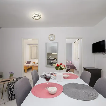 Gemuetliche 5 Apartment *